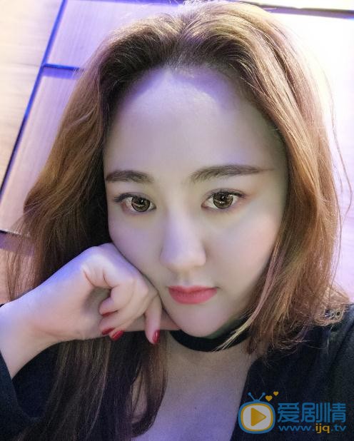 歸去來綠卡是誰演的?綠卡扮演者馬程程個人資料、寫真及生活照欣賞