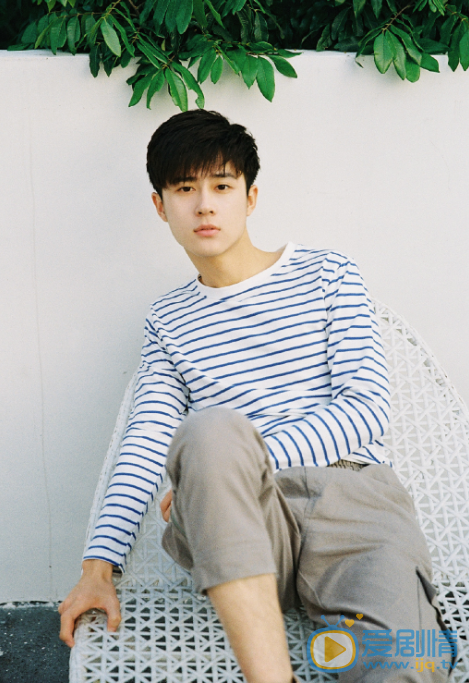 薛城個人資料簡介 薛城演藝經歷 薛城帥氣寫真圖片