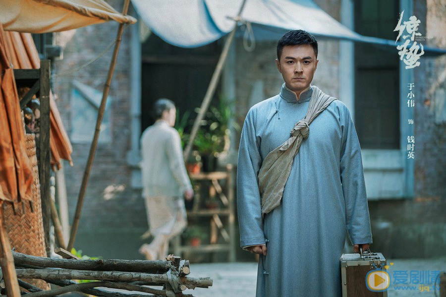 諜戰深海之驚蟄錢時英為什麼要離開張離？他喜歡張離嗎？