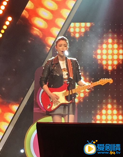 歡樂頌上海開播盛典  五美女子樂團嗨翻全場 歡樂頌劇情介紹