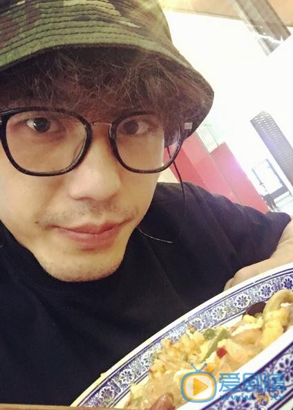 美人為餡韓沉是誰扮演的？韓沉扮演者白宇個人資料及寫真、生活照欣賞