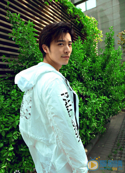  一粒紅塵汪舸是誰演的？汪舸扮演者徐開騁個人資料及寫真生活照欣賞