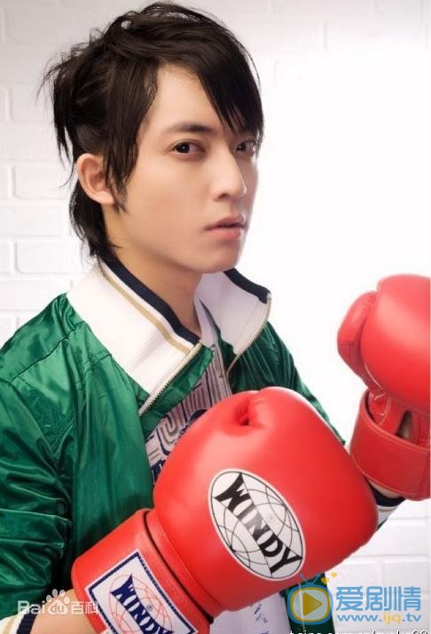 陳威翰個人資料簡介 陳威翰家庭背景 陳威翰寫真照