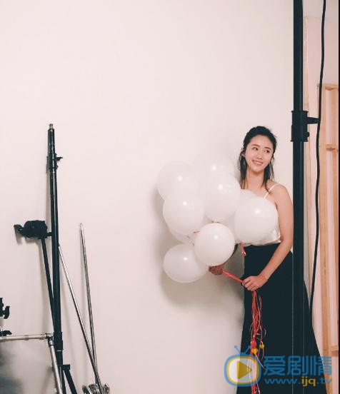 走火中閆妍是誰扮演的？閆妍扮演者韓與諾個人資料、寫真及生活照欣賞