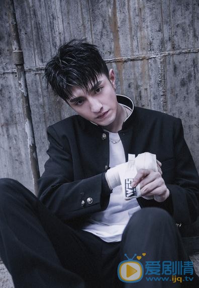 你和我的傾城時光厲致誠是誰演的？厲致誠扮演者金瀚個人資料、寫真及生活照欣賞