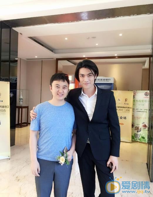 沙海黑眼鏡是誰扮演的？沙海黑眼鏡扮演者季晨個人資料、寫真生活照欣賞