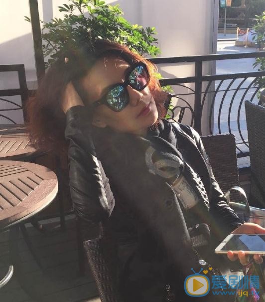 繭鎮奇緣二太太是誰演的？繭鎮奇緣二太太扮演者曹艷艷個人資料、寫真及生活照欣賞