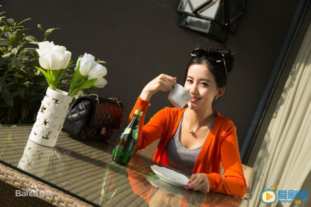   老闆來了胡娜是誰扮演的 胡娜演過哪些電視劇 胡娜性感寫真匯集