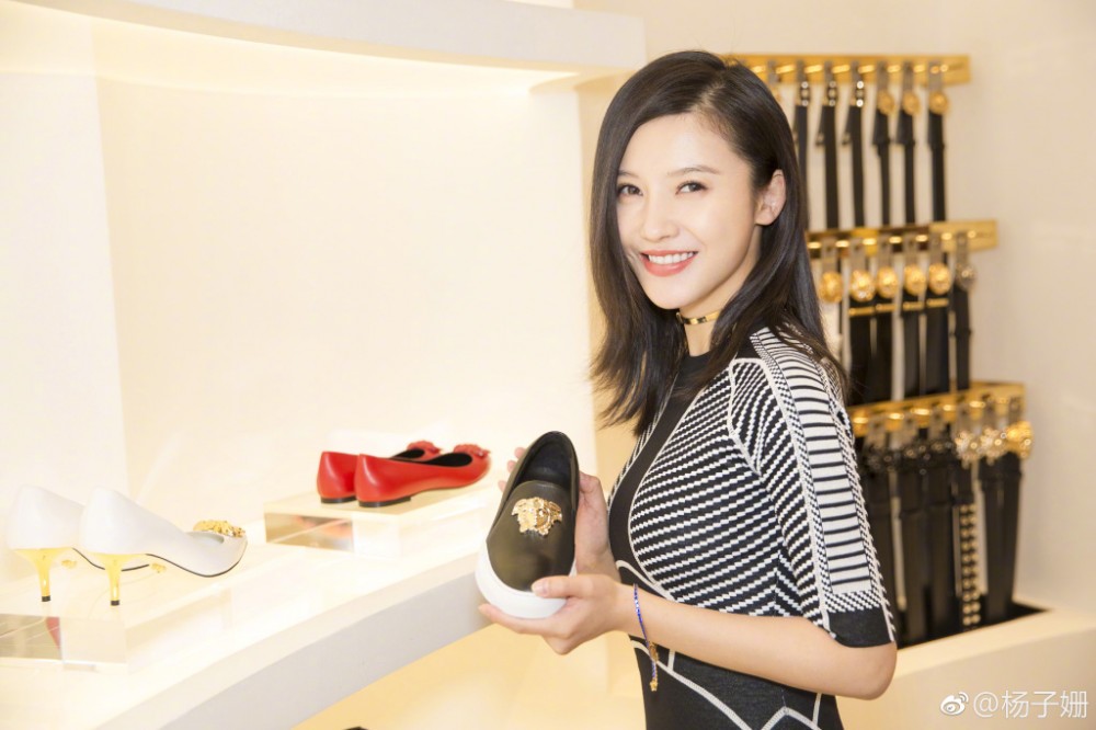 好久不見花朵朵是誰扮演的？花朵朵扮演者楊子姍個人資料、寫真及生活照欣賞