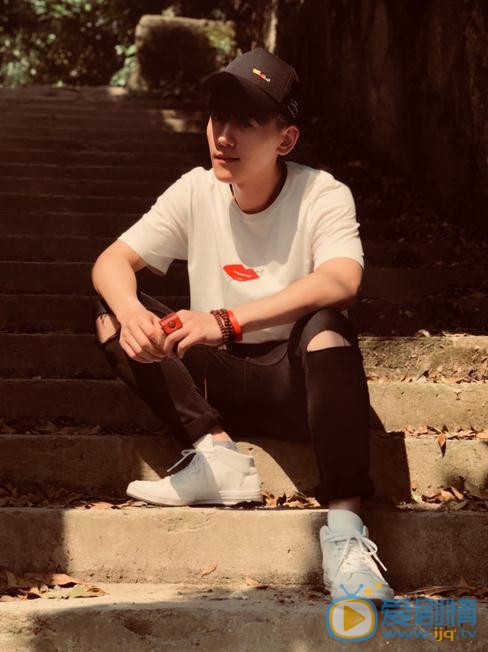 天盛長歌寧澄是誰演的？寧澄扮演者赫雷個人資料、寫真及生活照欣賞