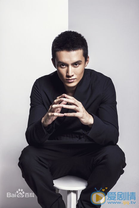 政委中余庚揚的扮演者是誰？余庚揚扮演者王冠個人資料簡介