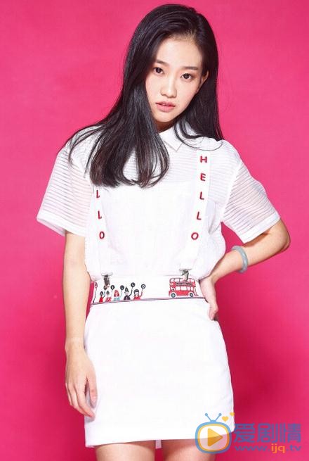 顫抖吧阿部唐青韻是誰扮演的？顫抖吧阿部唐青韻扮演者陳晨個人資料、寫真及生活照欣賞