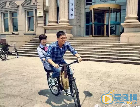  《女不強大天不容》訂檔5.31  杜淳海清幕後花絮照秀恩愛