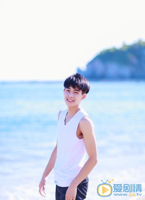 鳳囚凰容止是誰演的？鳳囚凰容止扮演者宋威龍個人資料、寫真及生活照欣賞