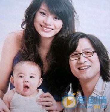 汪峰與女友葛薈婕及女兒小蘋果合照 汪峰個人資料