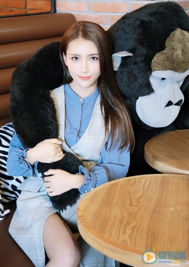 王勉個人資料簡介 王勉演藝經歷 王勉甜美氣質寫真圖片