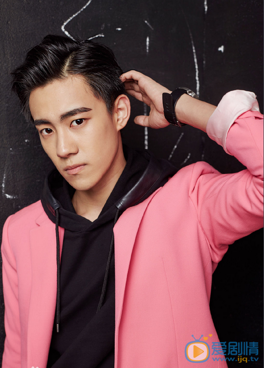 識汝不識丁顧射扮演者是誰?顧射扮演者晏紫東個人資料介紹