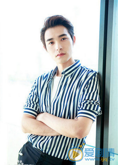 一粒紅塵顧毅然是誰演的？顧毅然扮演者李思陽個人資料及寫真照欣賞