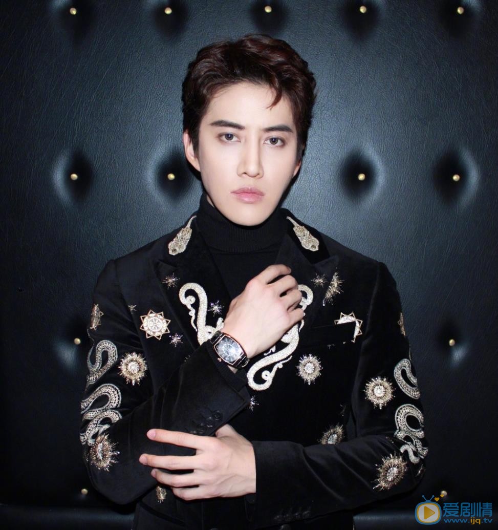 游泳先生白泳澤是誰扮演的？白泳澤扮演者Mike個人資料、寫真及生活照欣賞