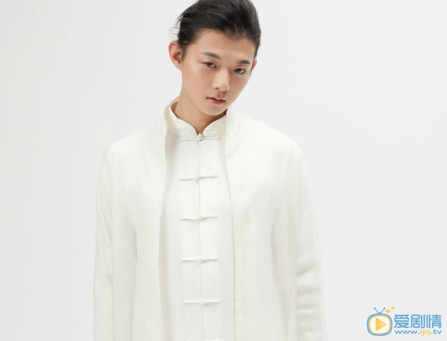 霍尊個人資料簡介 霍尊家庭背景 霍尊寫真照