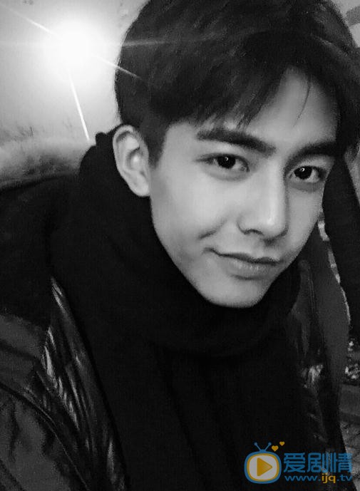 鳳囚凰容止是誰演的？鳳囚凰容止扮演者宋威龍個人資料、寫真及生活照欣賞