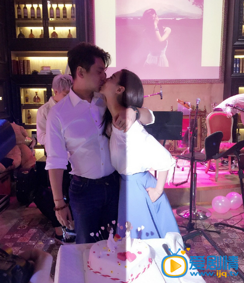 韓雯雯老公是誰？韓雯雯跟朱孝天結婚了嗎？韓雯雯跟朱孝天什麼時候結婚的？