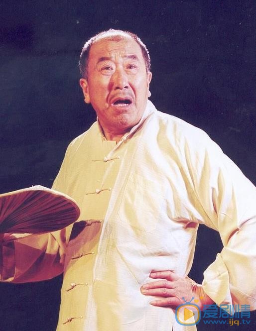 我是你的眼為陳實治眼的錢大夫是誰演的，錢伯仲飾演者雷恪生資料簡介及作品盤點