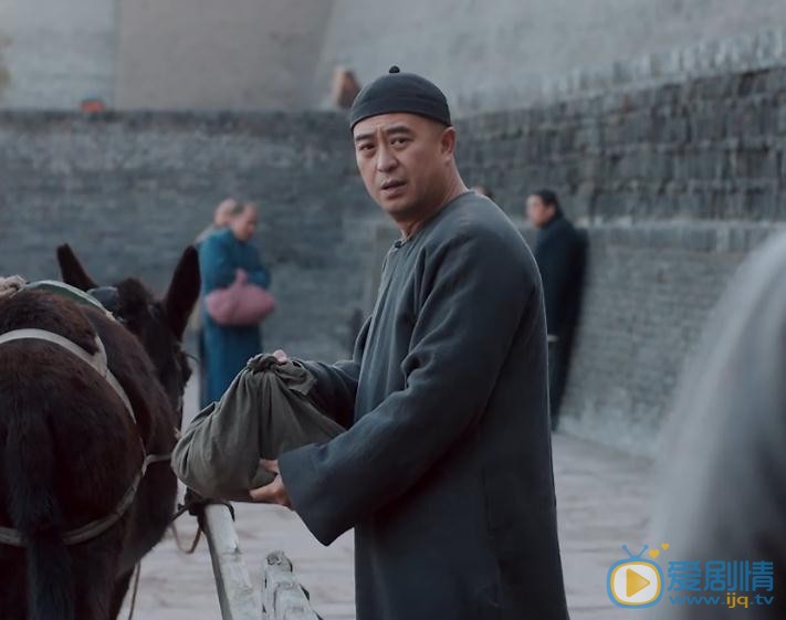 白鹿原第6、7集預告 白嘉軒從大牢出獄保住命 白嘉軒瞞住眾人種鴉片