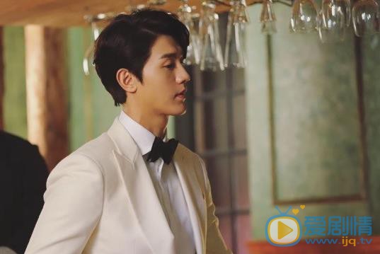 李己雨個人資料簡介 李己雨演藝經歷 李己雨帥氣寫真圖片