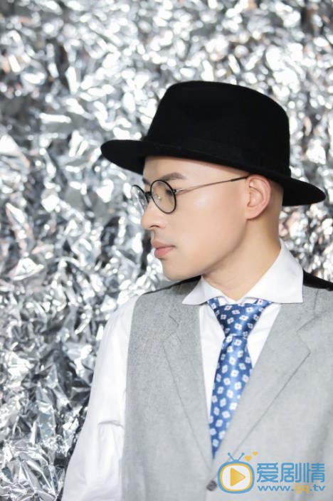 叫獸易小星個人資料簡介 叫獸易小星家庭背景及個人經歷