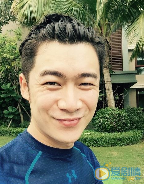 雙刺鄧文山是誰扮演的？鄧文山扮演者曹征個人資料、寫真及生活照欣賞