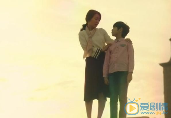 藍色海洋的傳說許俊宰為什麼去埃庫萊斯燈塔？埃庫萊斯燈塔有什麼意義？