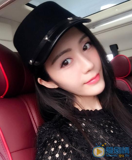 醉玲瓏武娉婷是誰演的？醉玲瓏武娉婷扮演者湯晶媚個人資料、寫真及生活照欣賞