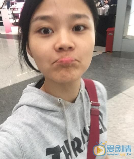 急診科醫生黨珍妮扮演者岳以恩個人資料、寫真生活照