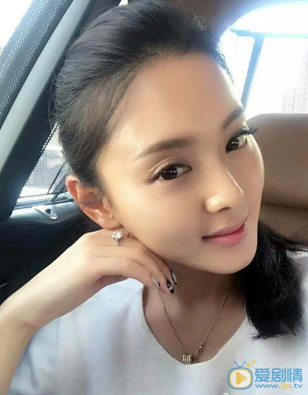 國民大生活馬絲絲是誰演的？馬絲絲扮演者小劉佳個人資料及生活寫真照欣賞