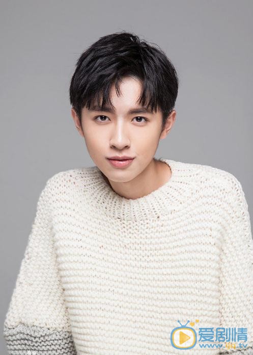 鳳囚凰劉子業是誰演的？鳳囚凰劉子業扮演者張逸傑個人資料、寫真及生活照欣賞