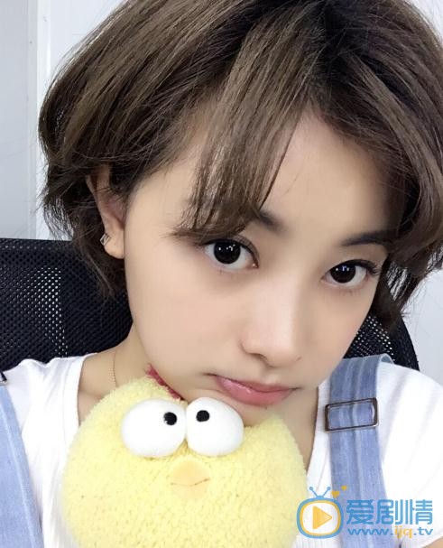 警花與警犬之再上征程董芳菲是誰演的？董芳菲扮演者吳昱瑤個人資料、寫真及生活照欣賞