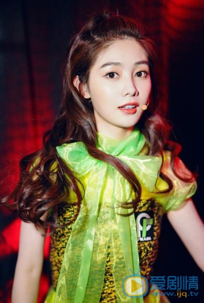 陳爍個人資料簡介 陳爍《蒙面唱將》節目照