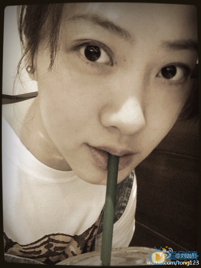 電視劇麻雀中柳美娜扮演者劉珈彤生活照