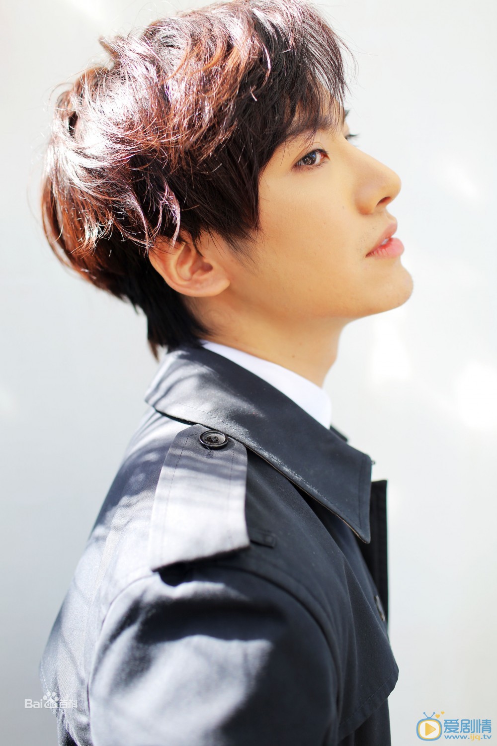 談判官謝曉天是誰扮演的?談判官謝曉天扮演者賴藝個人資料、寫真及生活照