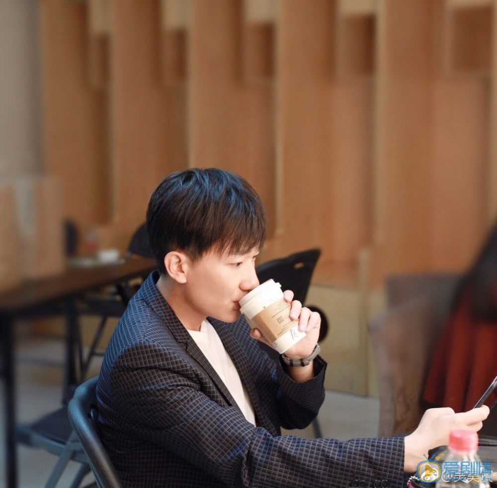 琅琊榜之風起長林蕭元啟是誰演的？蕭元啟扮演者吳昊宸個人資料及生活寫真照欣賞