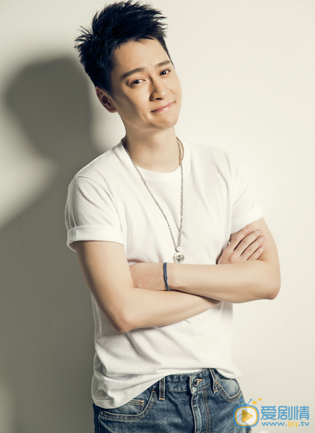  歡樂頌2曲連傑是誰演的？曲連傑扮演者郭曉然個人資料生活照欣賞