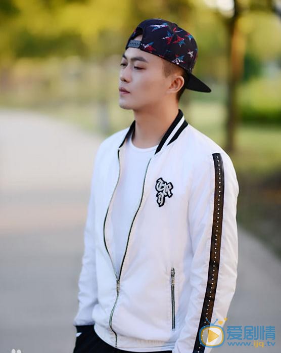 一路繁花相送阿Ken是誰扮演的？阿Ken扮演者李應七個人資料、寫真及生活照欣賞