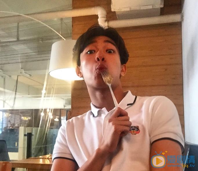 南方有喬木郝傑扮演著張宥浩個人資料、寫真生活照