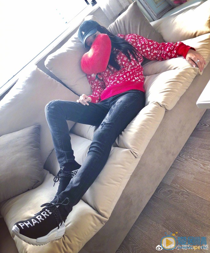 李小璐出軌了嗎 李小璐和賈乃亮離婚了嗎？