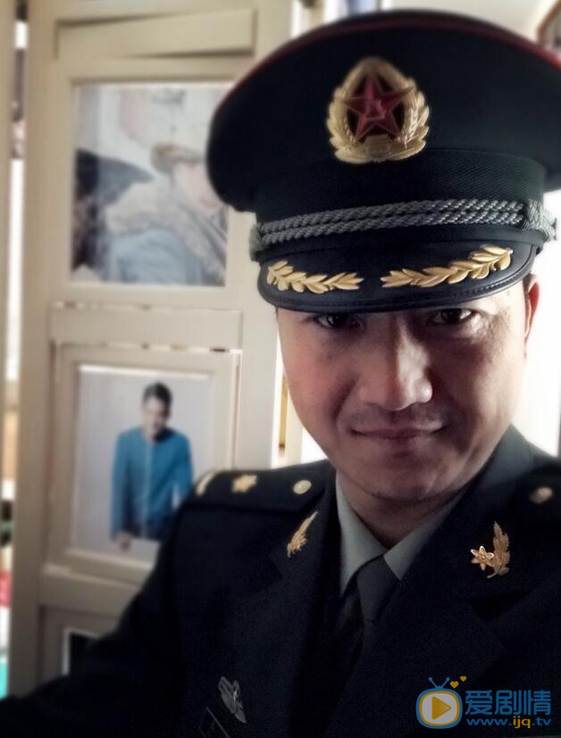 碧海雄心鄭子航是誰演的？鄭子航扮演者高峰個人資料及生活照欣賞