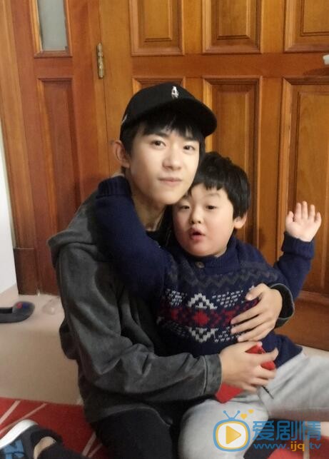 放開我北鼻噗噗是誰？噗噗陳宗暋爸媽是誰？噗噗陳宗暋個人資料介紹