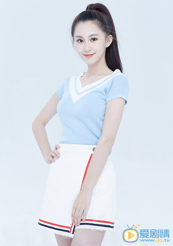  微微一笑很傾城小雨妖妖是誰演的？小雨妖妖扮演者劉穎倫個人資料及寫真生活照欣賞