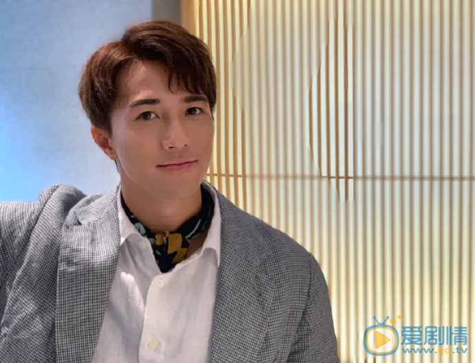 黃庭鋒個人資料簡介 黃庭鋒個人經歷 黃庭鋒寫真圖片