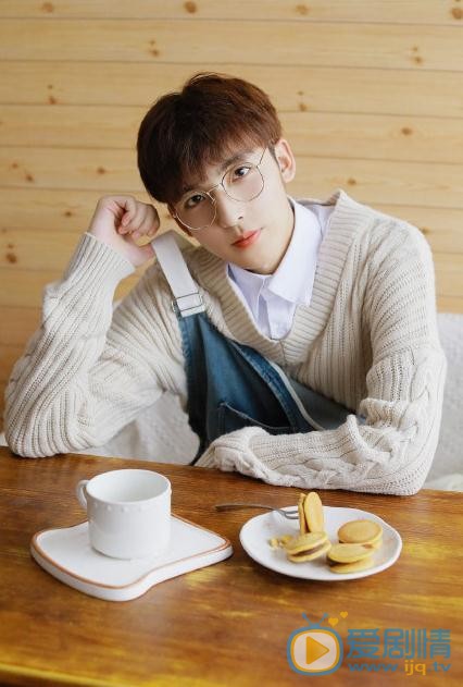 羅浩寧個人資料簡介 羅浩寧寫真